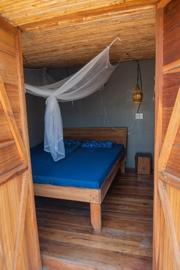 Roots Family Hostel Puerto Viejo de Talamanca Exterior photo